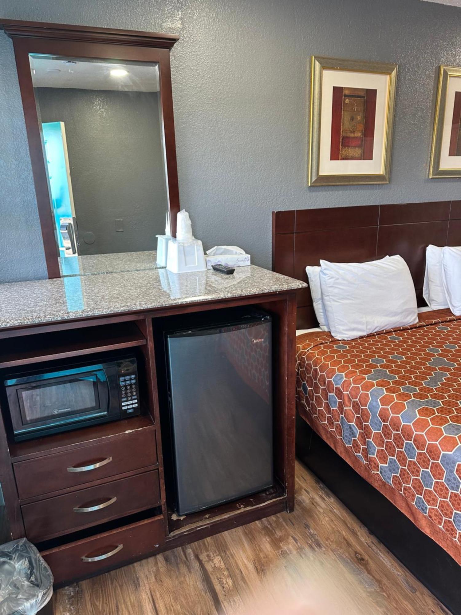 Fireside Inn By The Beach Boardwalk & Bowling Санта-Крус Экстерьер фото