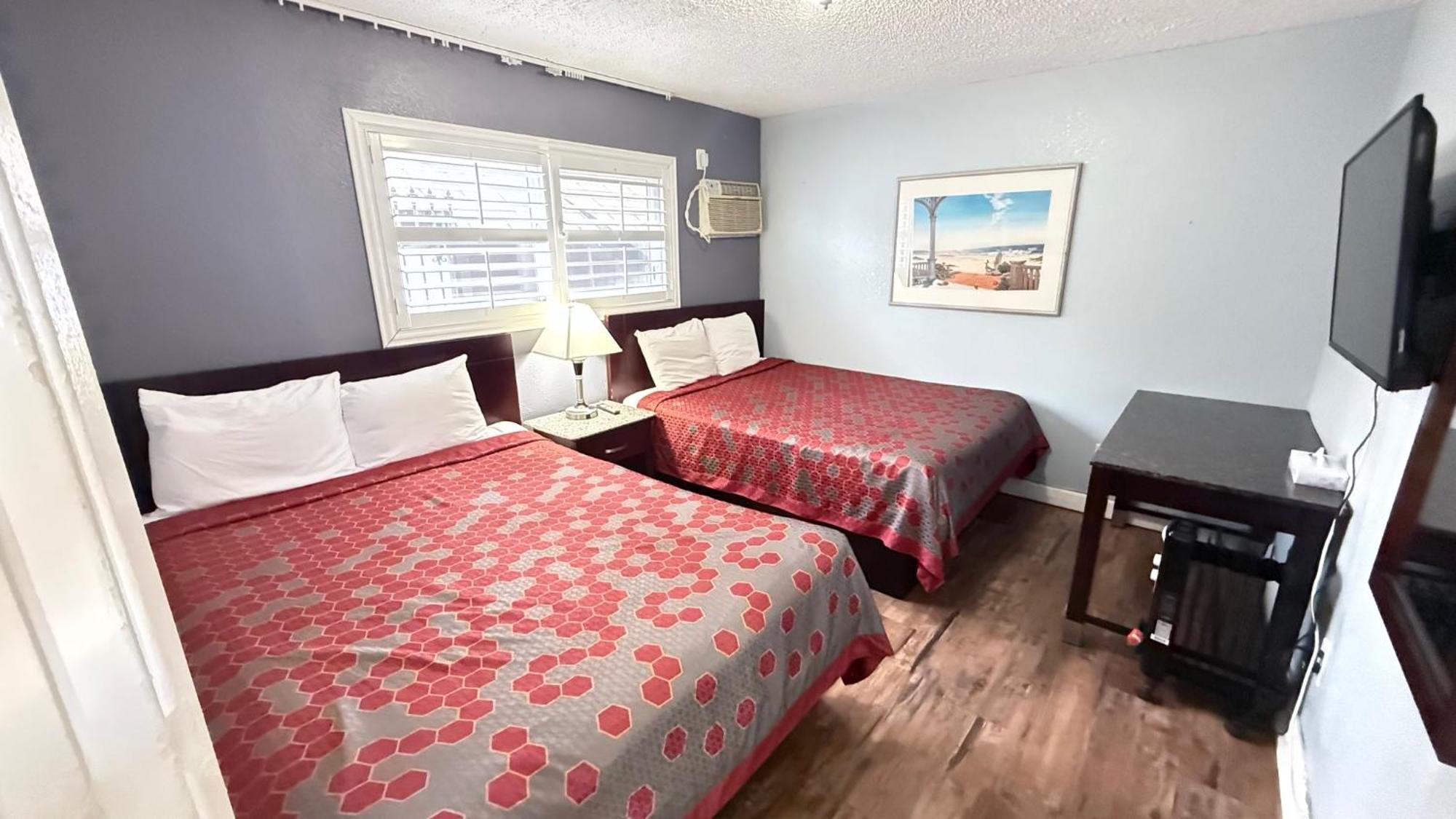 Fireside Inn By The Beach Boardwalk & Bowling Санта-Крус Экстерьер фото